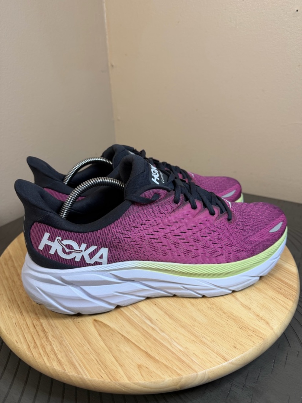 Hoka women’s clifton 8 running shoes